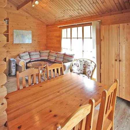 1 Bedroom Nice In Σπίτι διακοπών *
